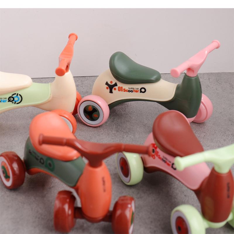 Car Accessories Walmart - Heißer Verkauf: 1 Stück zufälliges Simulations-Miniatur-Plastik-Kinder-Balance-Auto,